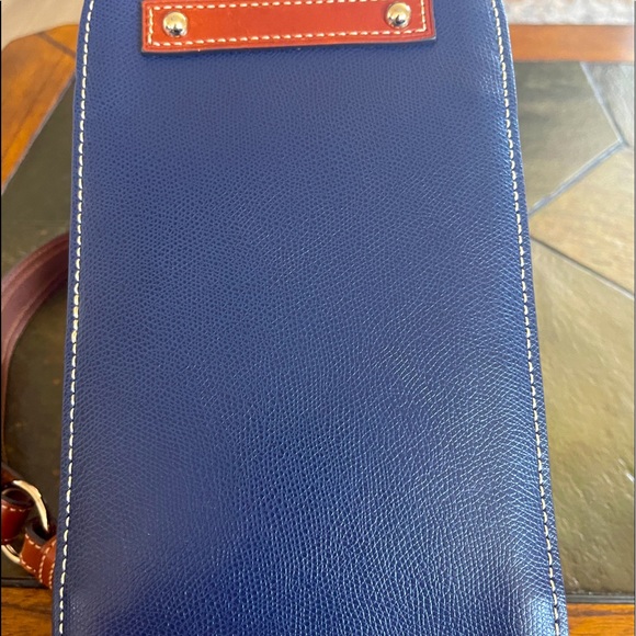 Authentic Dooney & Bourke Bag - Picture 9 of 16